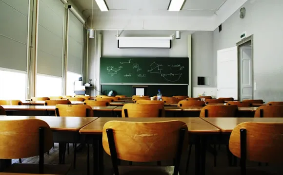 Discovery Program training options — educators in a training session